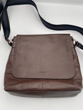 Coach Charles Messenger Bag Brown Leather Crossbody Adjustable Strap